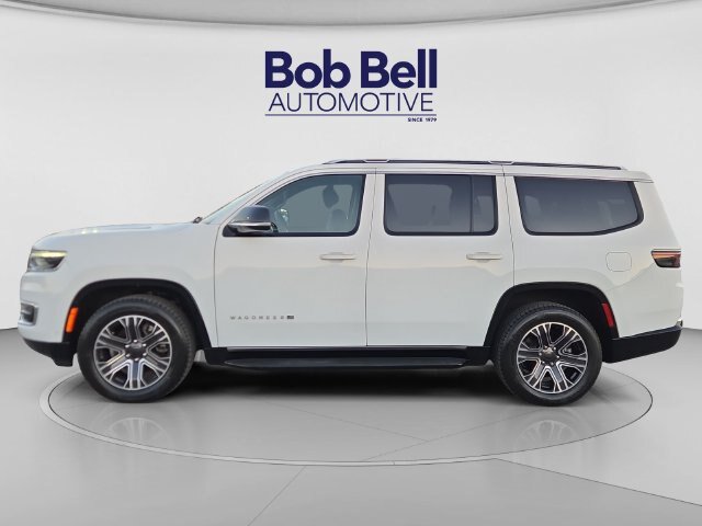 Used 2024 Jeep Wagoneer Series II AWD/4WD image 2