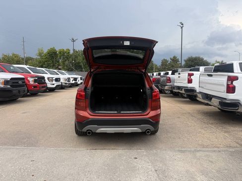 Used 2018 BMW X1 sDrive28i FWD image 36