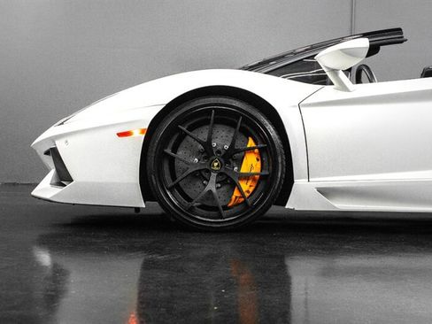 Used 2014 Lamborghini Aventador LP 700-4 AWD/4WD image 18