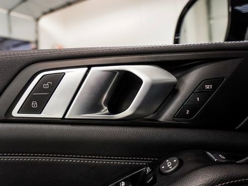 Used 2021 BMW X5 xDrive40i w/ Premium Package 2 image 26