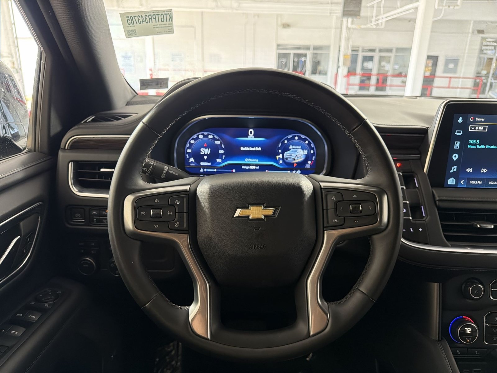 Used 2023 Chevrolet Tahoe LT w/ Luxury Package AWD/4WD image 16