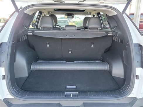 Certified 2022 Hyundai Tucson Limited w/ Cargo Package image 28