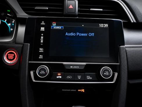 Used 2018 Honda Civic EX image 4