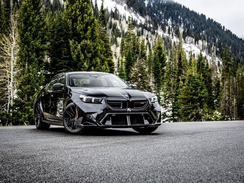 New 2026 BMW M5 w/ Carbon Package AWD/4WD image 10