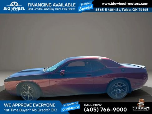 Used 2017 Dodge Challenger R/T w/ Quick Order Package 22P T/A image 10