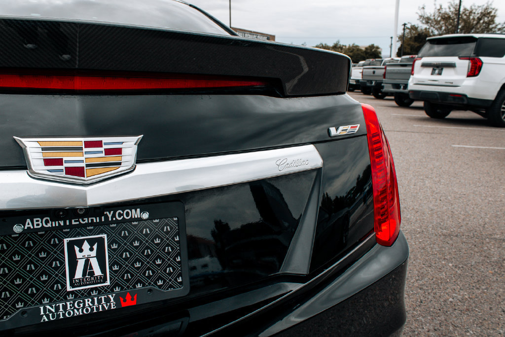 Used 2018 Cadillac CTS V w/ Carbon Fiber Package RWD image 11
