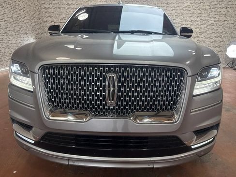 Used 2020 Lincoln Navigator Reserve w/ Luxury Package AWD/4WD image 2