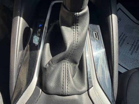 Used 2024 Toyota Corolla LE FWD image 28