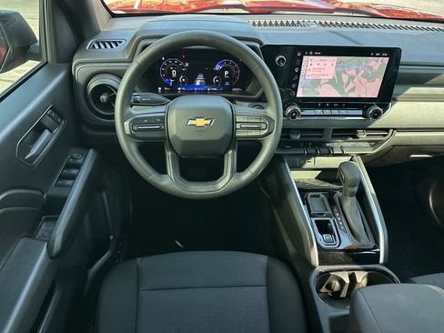 Used 2025 Chevrolet Colorado W/T w/ WT Custom Package RWD image 14
