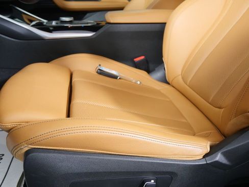 Certified 2024 BMW 230i Coupe w/ Premium Package image 9