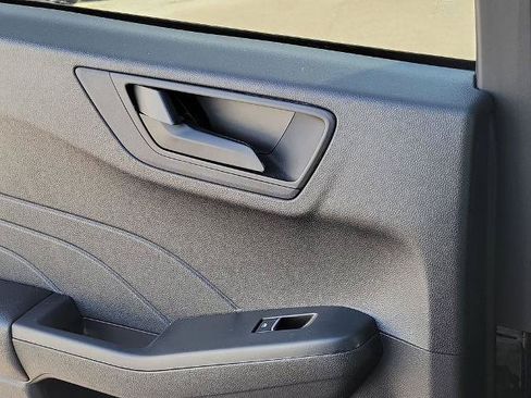 Certified 2024 Ford Escape Active FWD image 19
