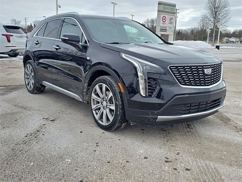 Certified 2023 Cadillac XT4 Premium Luxury w/ Cold Weather Package image 2