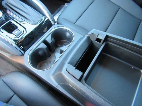 New 2026 GMC Canyon Elevation w/ Convenience Package image 23