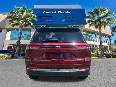 Certified 2024 Jeep Grand Cherokee Laredo AWD/4WD image 6
