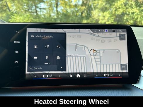 Used 2025 BMW X1 M35i w/ Premium Package image 25