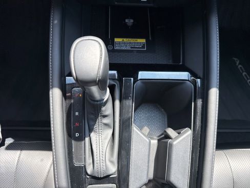 Used 2024 Honda Accord Touring image 26
