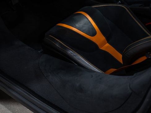 Used 2018 McLaren 720S Performance image 26