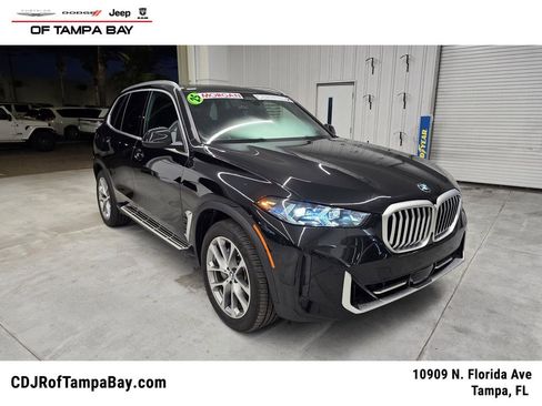 Used 2025 BMW X5 xDrive40i AWD/4WD image 1