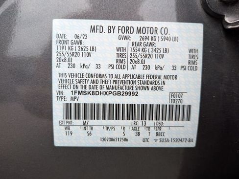 Certified 2023 Ford Explorer XLT w/ Equipment Group 202A AWD/4WD image 24
