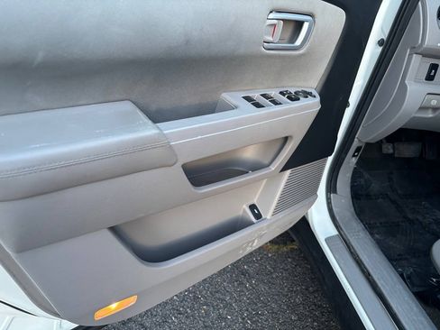Used 2014 Honda Pilot LX image 13