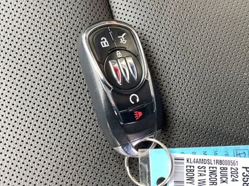 Used 2024 Buick Encore GX Sport Touring w/ Comfort Package image 23