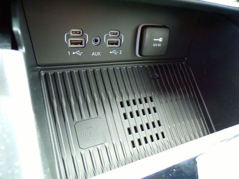 New 2026 Jeep Grand Cherokee Altitude AWD/4WD image 18