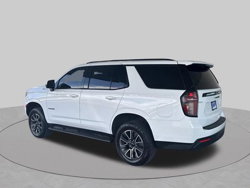 Used 2023 Chevrolet Tahoe Z71 w/ Luxury Package AWD/4WD image 5
