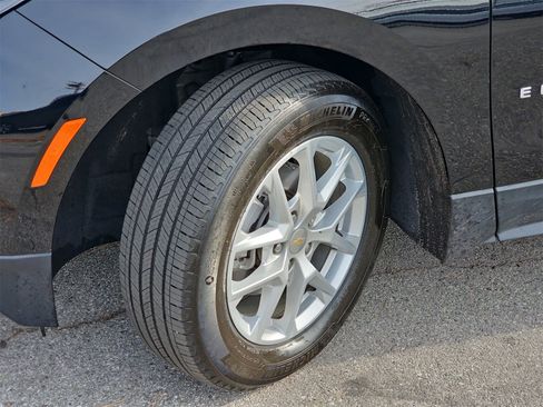 Used 2022 Chevrolet Equinox LT image 34