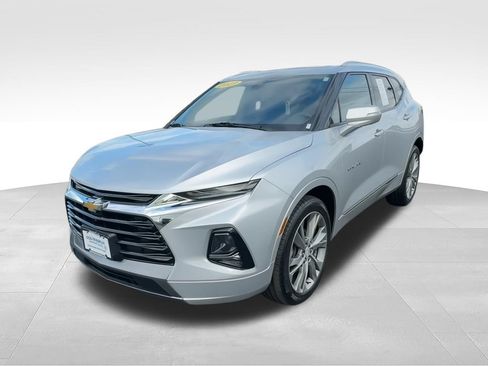 Used 2019 Chevrolet Blazer Premier w/ Sun and Wheels Package FWD image 4