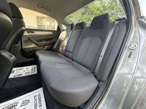 Used 2018 Hyundai Sonata SEL w/ Tech Package 02 image 12