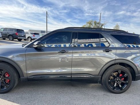 Used 2020 Ford Explorer ST w/ ST Street Pack image 5