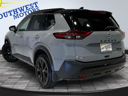 Used 2023 Nissan Rogue SV w/ SV Premium B Package AWD/4WD image 5