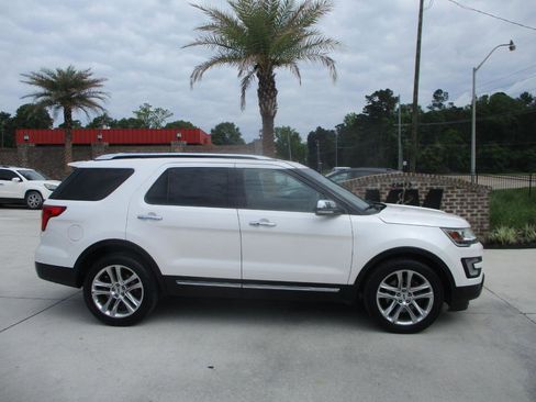 Used 2016 Ford Explorer Limited image 33