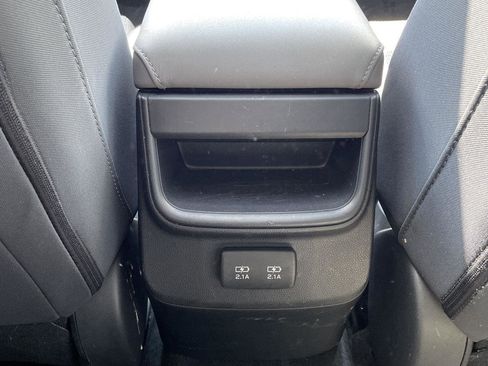 Used 2020 Subaru Outback Premium AWD/4WD image 24
