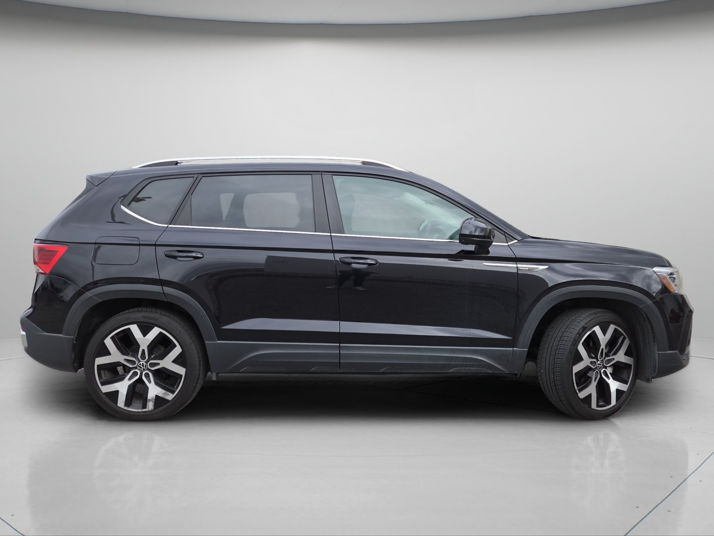 Used 2023 Volkswagen Taos SEL AWD/4WD image 26