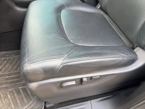 Used 2023 Nissan Armada SL image 7