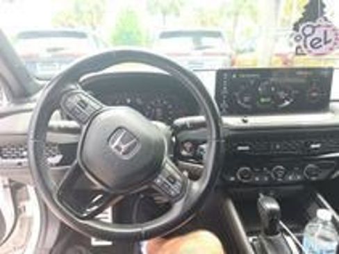 Used 2023 Honda Accord Sport image 10