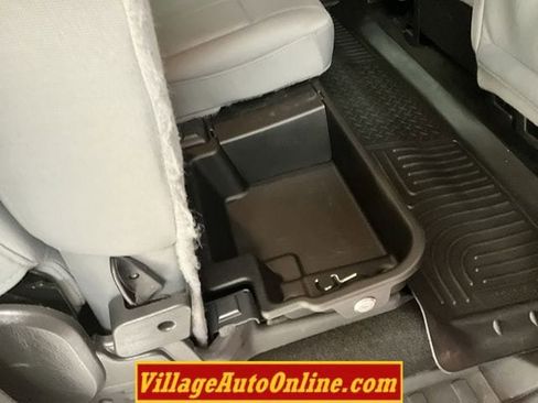 Used 2016 Ford F350 XLT w/ XLT Premium Package image 41