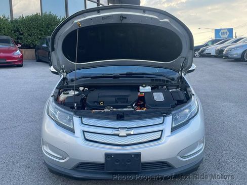 Used 2014 Chevrolet Volt Premium w/ Premium Trim Package FWD image 27