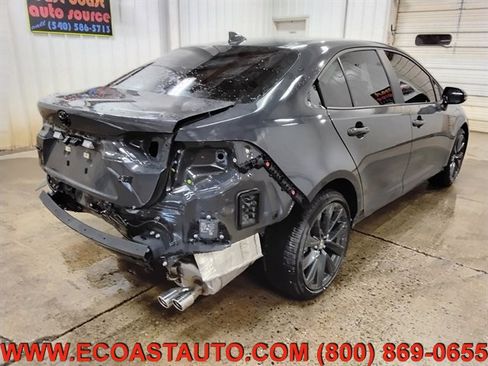 Used 2026 Toyota Corolla SE FWD image 6