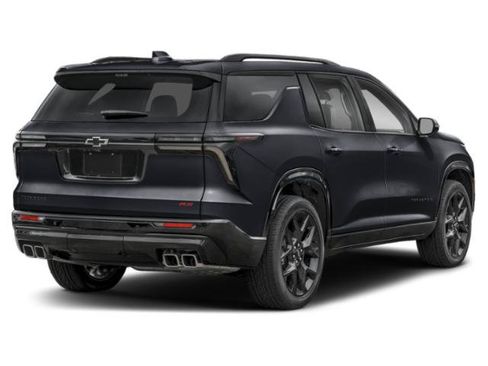 Used 2026 Chevrolet Traverse RS AWD/4WD image 2