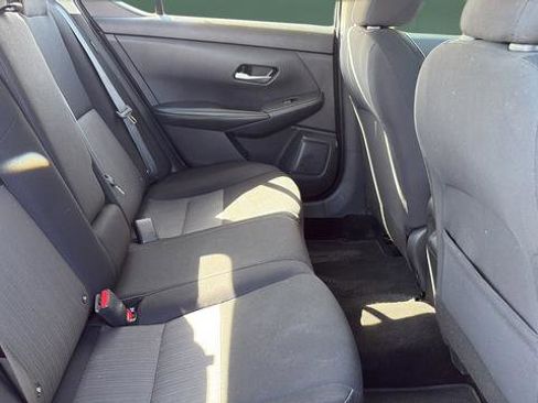 Used 2021 Nissan Sentra SV image 17