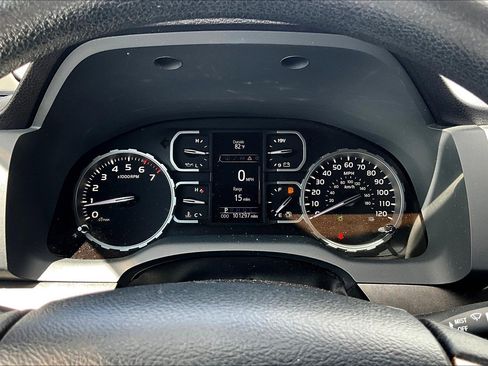 Used 2019 Toyota Tundra SR5 w/ SR5 Upgrade Package image 20