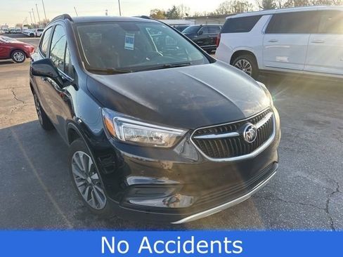 Used 2022 Buick Encore Preferred w/ Safety Package image 2