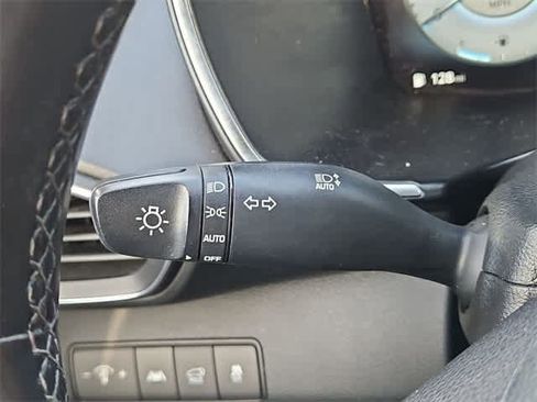 Certified 2022 Hyundai Santa Fe SEL w/ Convenience Package image 26