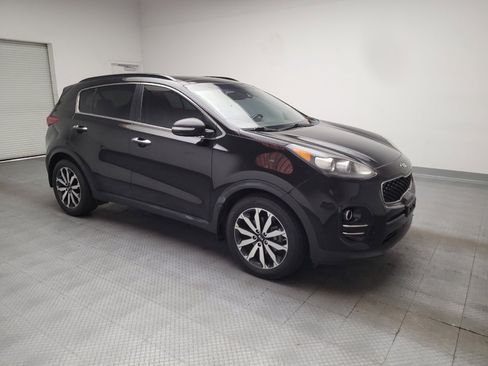 Used 2018 Kia Sportage EX w/ Option Group 040 FWD image 11