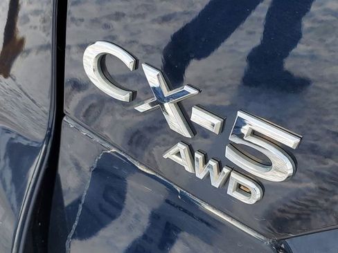 Used 2021 MAZDA CX-5 Touring image 11
