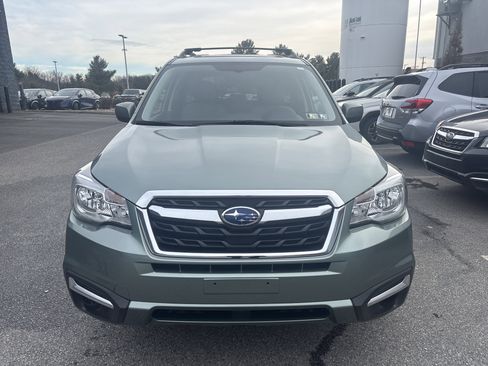 Used 2017 Subaru Forester 2.5i Premium w/ All-Weather Package image 2