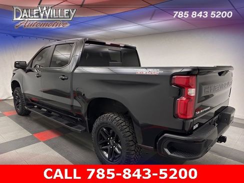 Used 2019 Chevrolet Silverado 1500 LT Trail Boss image 4