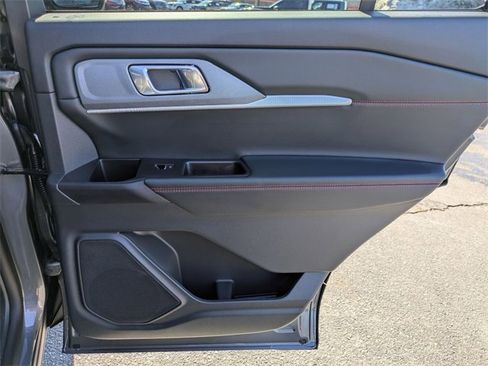New 2026 Ford Explorer ST image 34